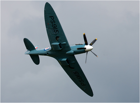 Supermarine Spitfire Mk XIX PS915